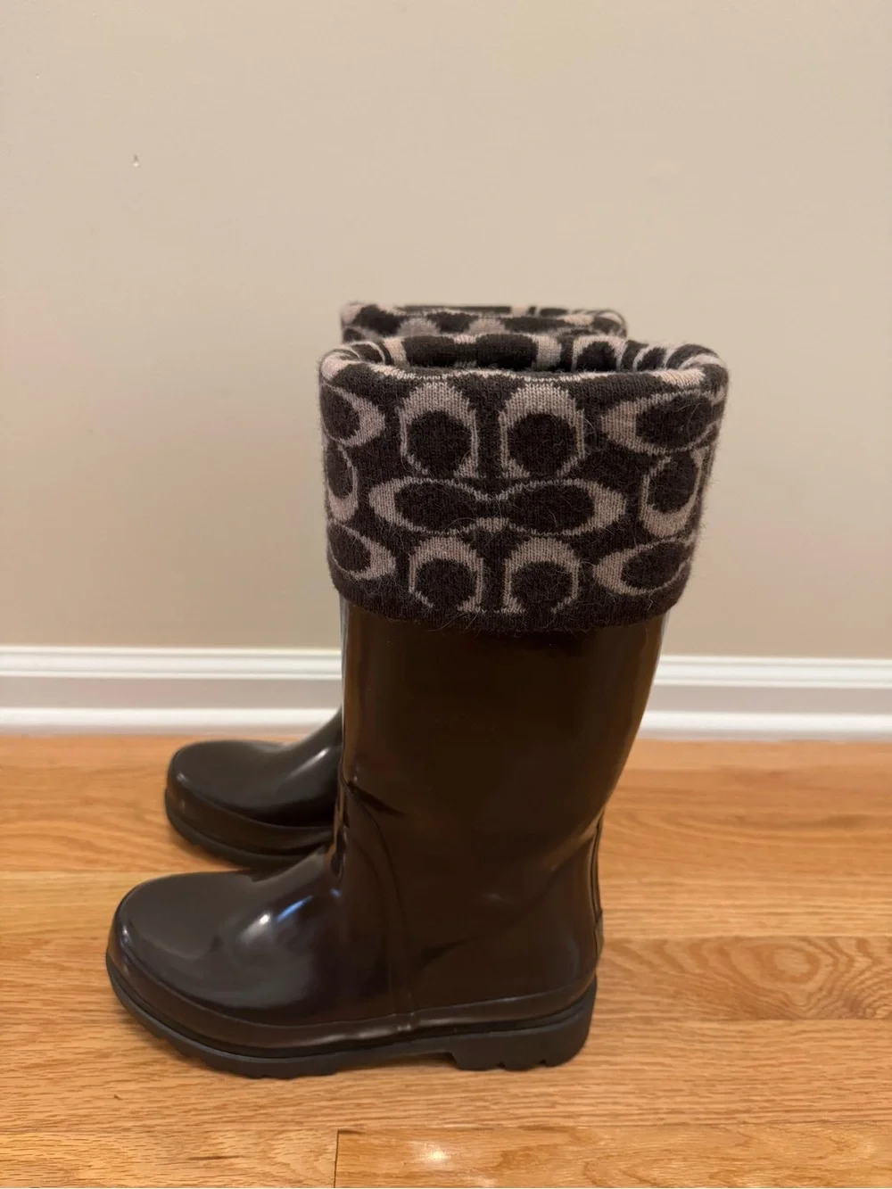 Coach Brown Patent Rain Boots with Signature Knit Cuffs - Size 6B